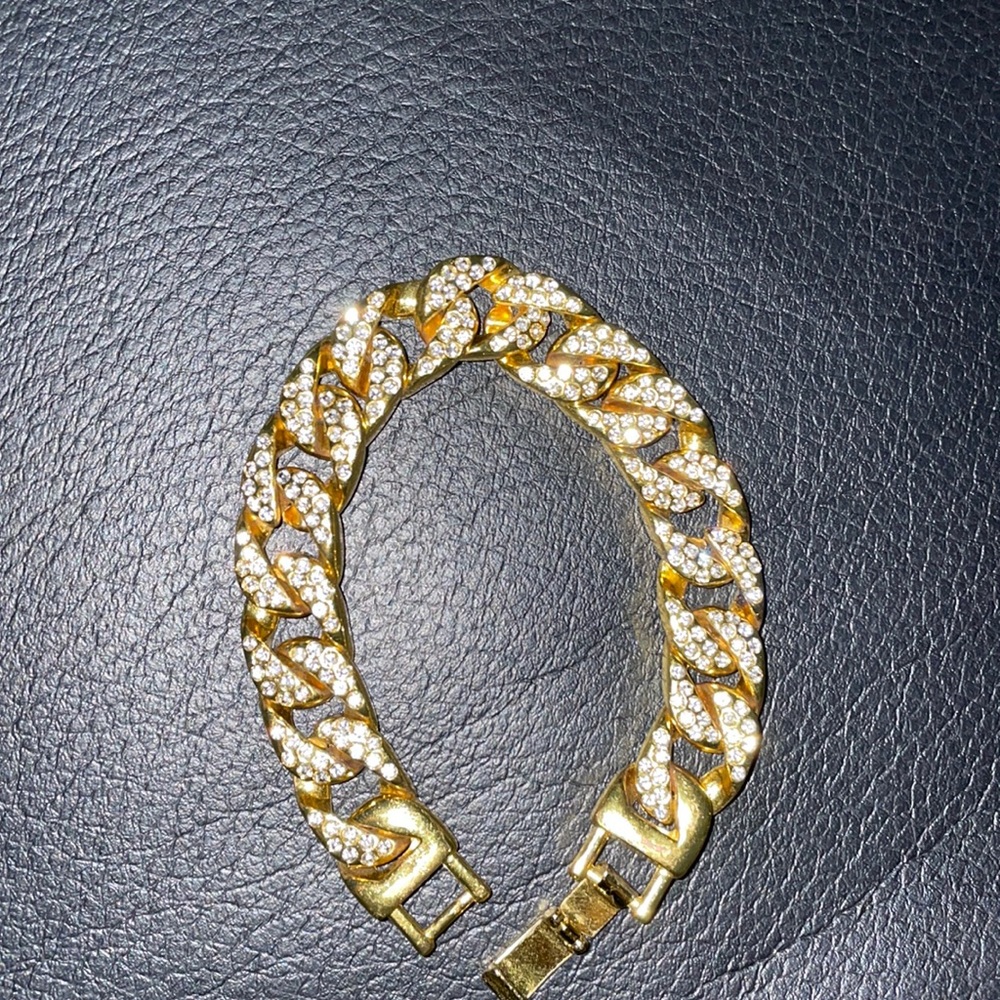 cuban link gold diamond bracelet